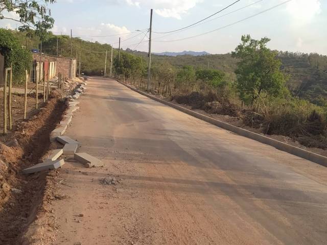 #29 - Sala para Venda em Juatuba - MG - 2